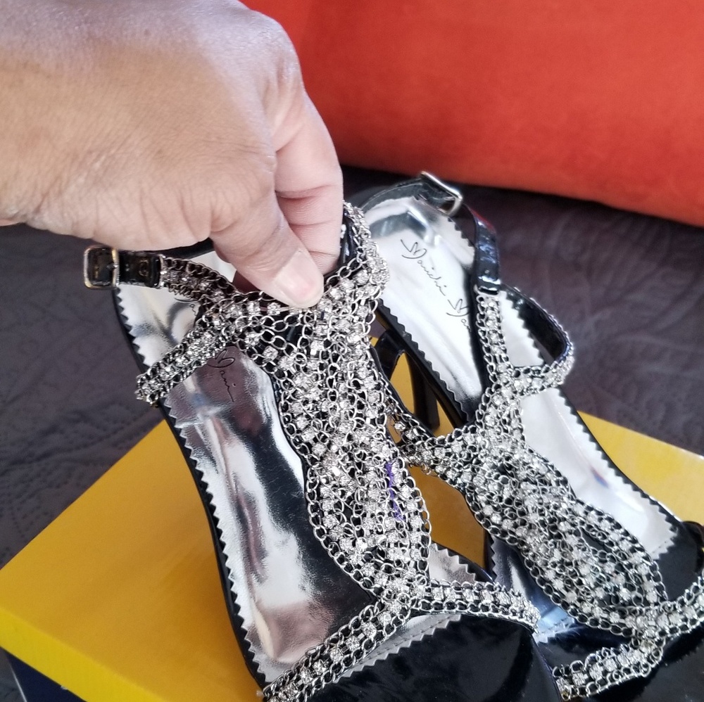 Shoes - Picture 3 of 3